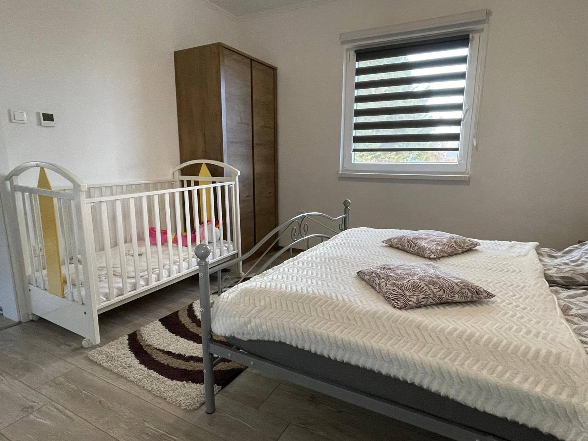 זמראדי Fullhouse Apartmanhaz מראה חיצוני תמונה