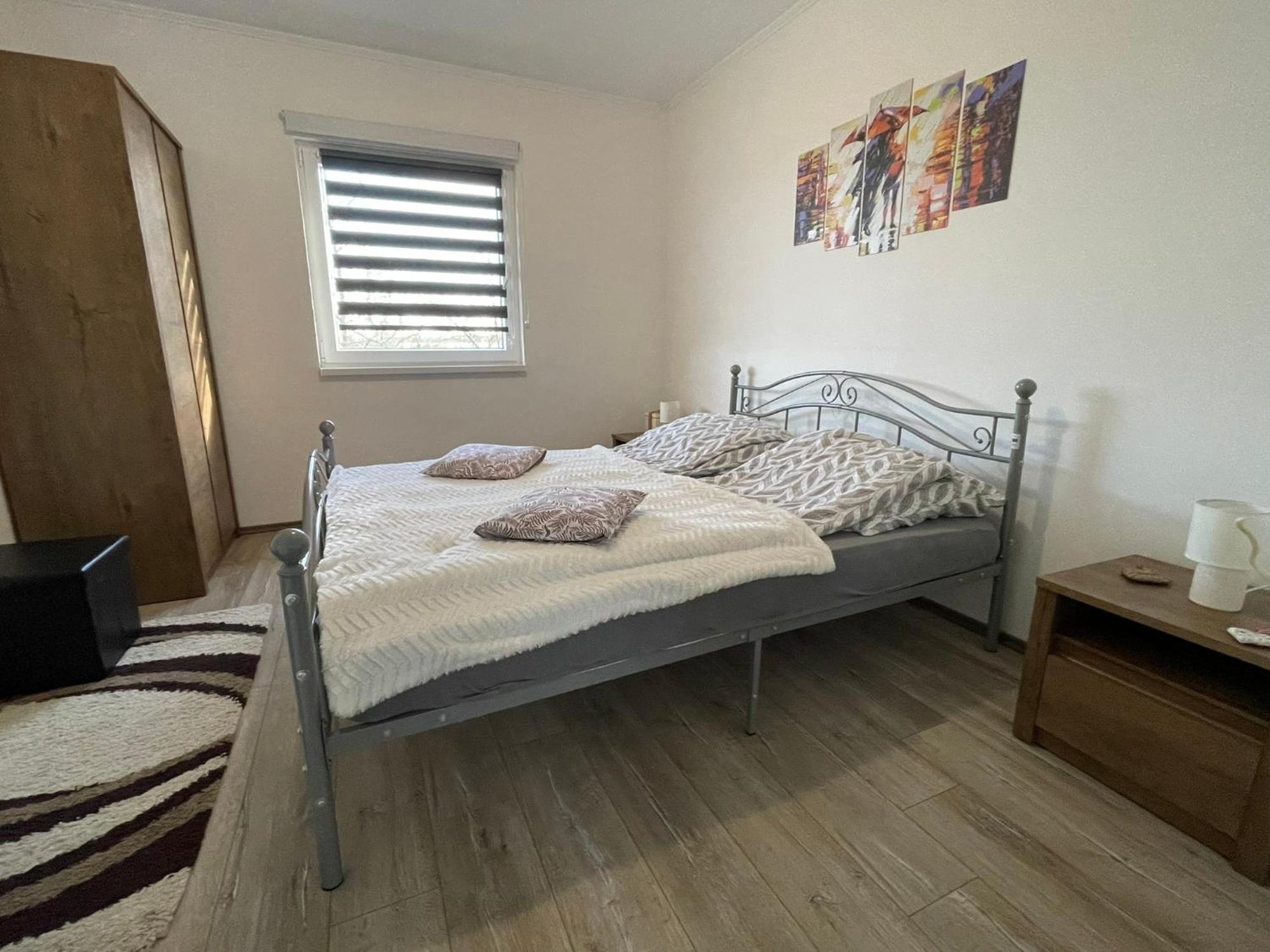 זמראדי Fullhouse Apartmanhaz מראה חיצוני תמונה