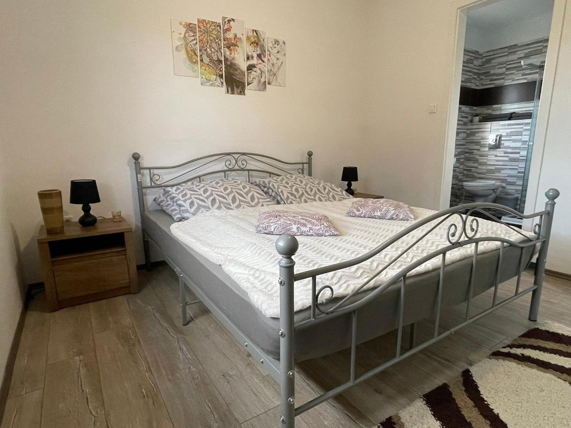 זמראדי Fullhouse Apartmanhaz מראה חיצוני תמונה